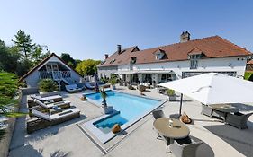 Villa De La Croix - Maison D'Hotes A 4 Minutes De L'A26 Avec Parking